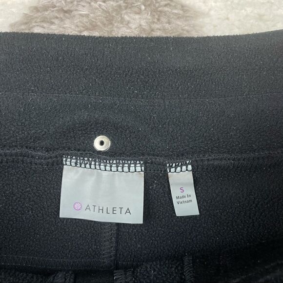 Women’s Warm Athleta Skirt  - Picture 3 of 3